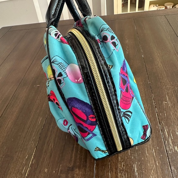Betsy Johnson cosmetics bag - Picture 9 of 12